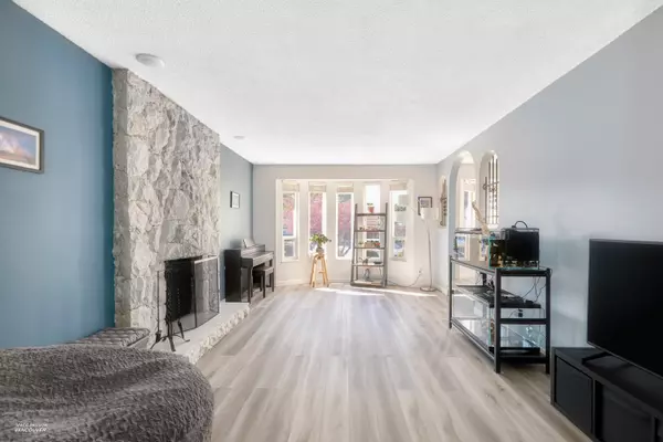 Richmond, BC V7A 4N4,8311 Demorest PL