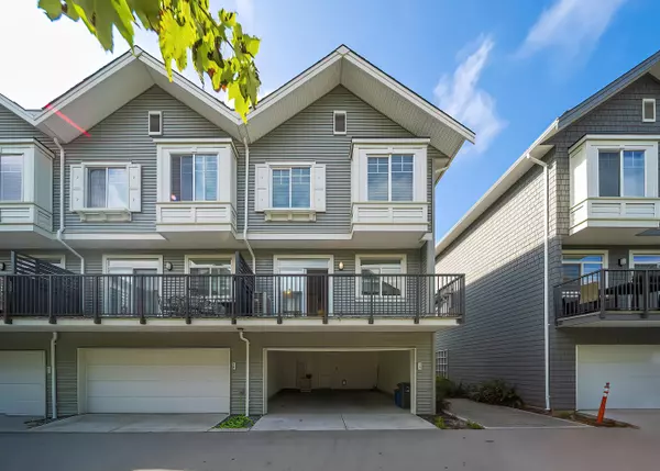 Surrey, BC V3R 0G9,15489 99a AVE #19