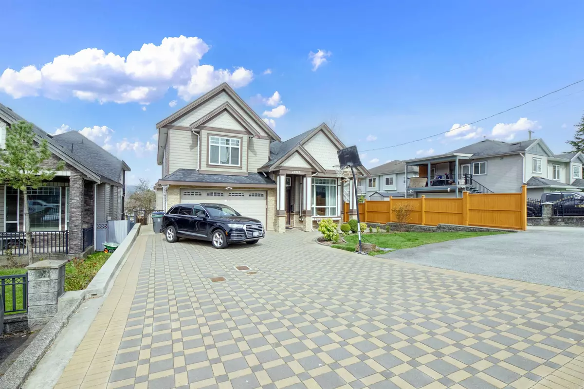 Surrey, BC V3V 2C4,11971 97 AVE