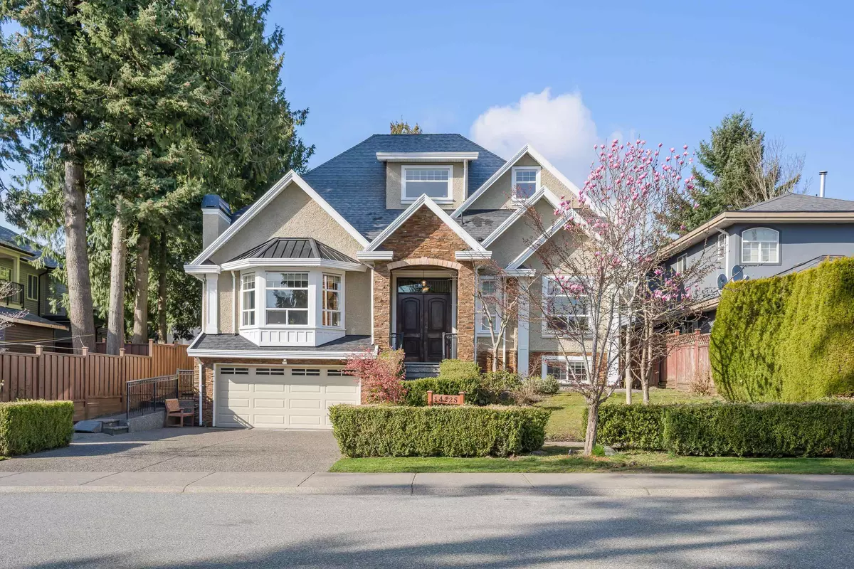 Surrey, BC V3W 1A5,14225 69a AVE