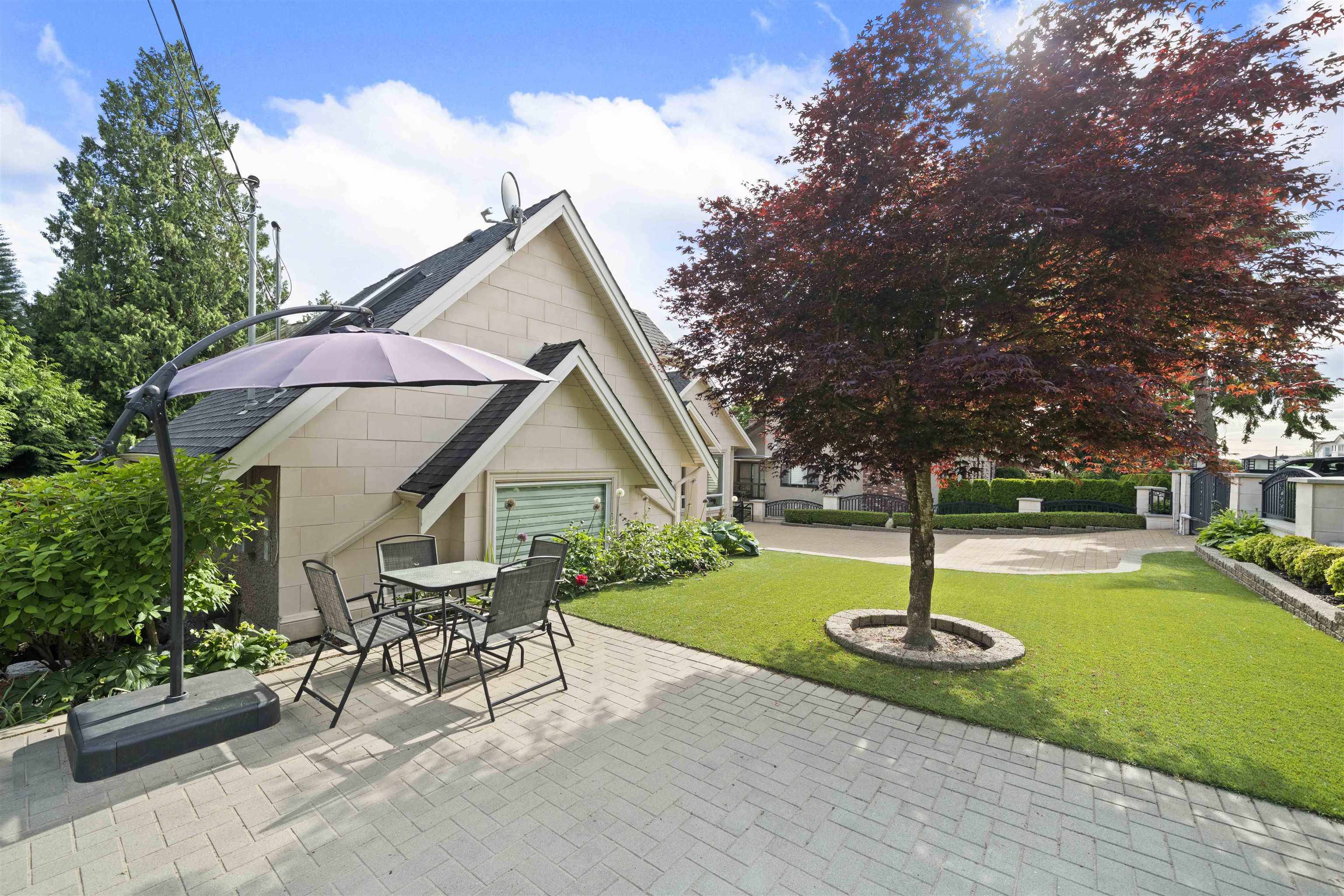 7638 Aubrey ST, Burnaby, BC V5A 1K7