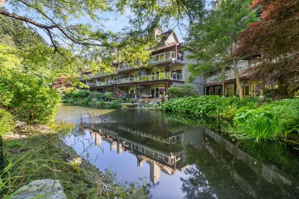 Tsawwassen, BC V4M 4G3,1120 Tsatsu Shores DR #320