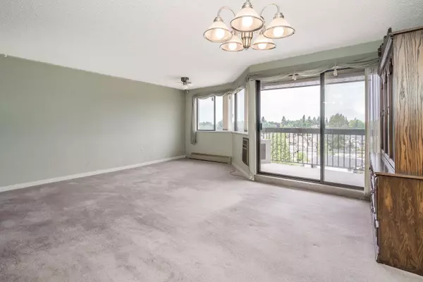 31955 Old Yale RD #704 Abbotsford, BC V2T 4N1