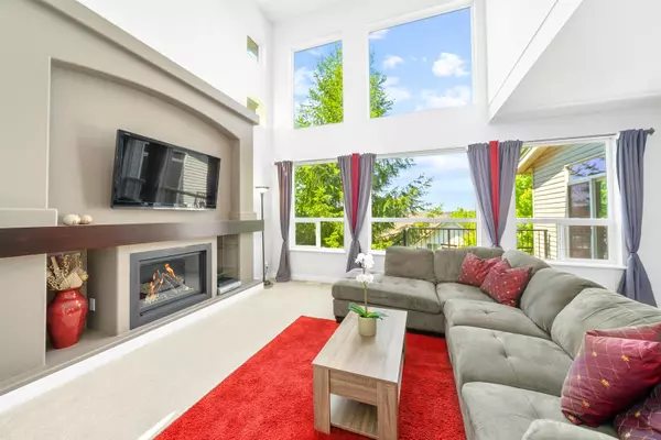 Surrey, BC V3S 8S2,7037 178 ST