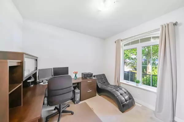 Surrey, BC V3S 8S2,7037 178 ST