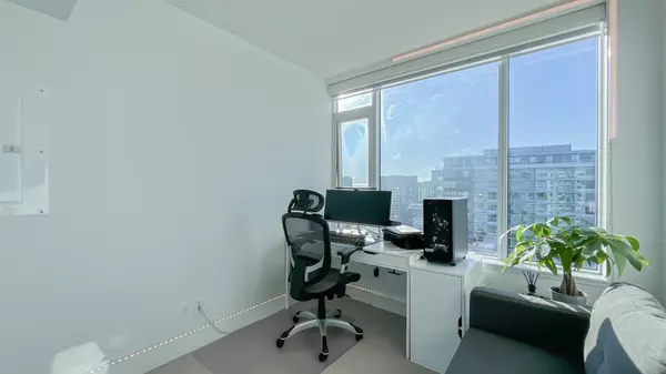 5233 Gilbert RD #1302 Richmond, BC V7C 0B3