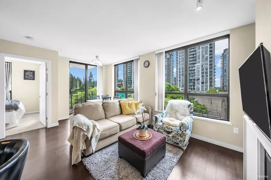 2982 Burlington DR #609, Coquitlam, BC V3B 0B3