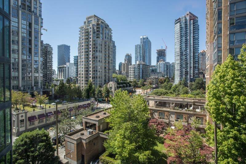 1155 Homer ST #705, Vancouver, BC V6B 5T5