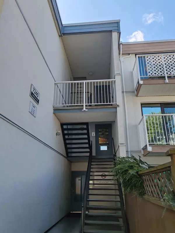 Richmond, BC V7C 3M6,7240 Lindsay RD #204