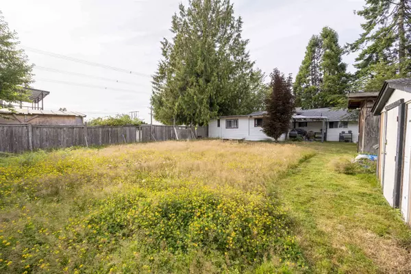 Surrey, BC V3R 1Z2,14080 110 AVE