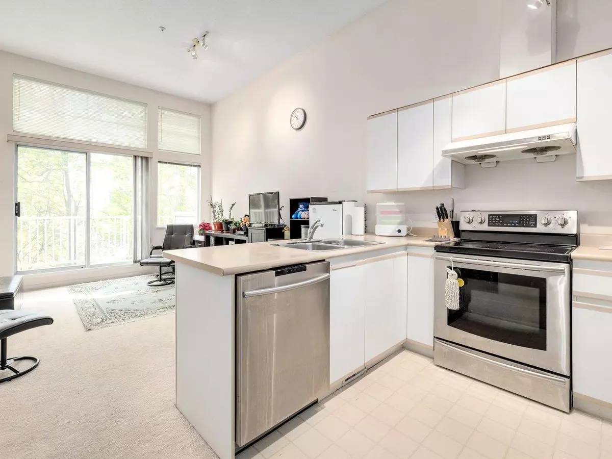 Vancouver, BC V5S 4T3,3576 Rainier PL #1