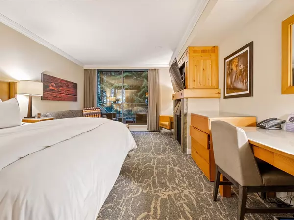 Whistler, BC V8E 1J3,4090 Whistler WAY #577