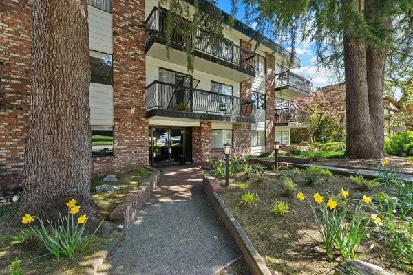 2330 Maple ST #305, Vancouver, BC V6J 3T6