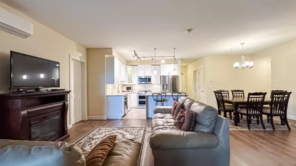 Langley, BC V2Y 3L3,8526 202b ST #407