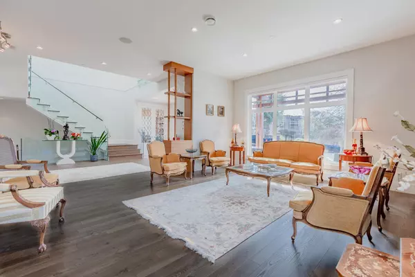 West Vancouver, BC V7T 1T8,1175 Haywood AVE