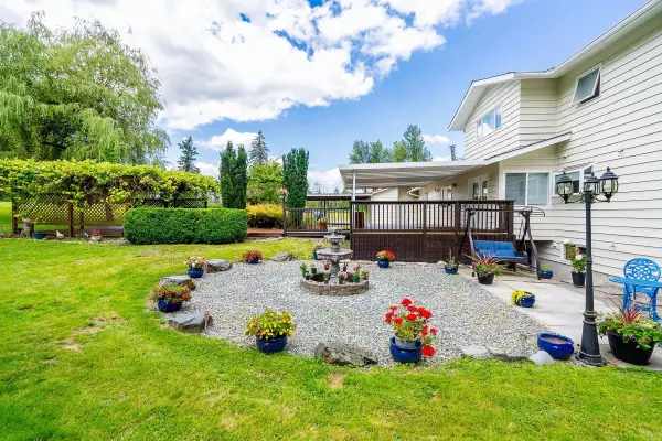 Abbotsford, BC V4X 2G4,6165 Nathan PL