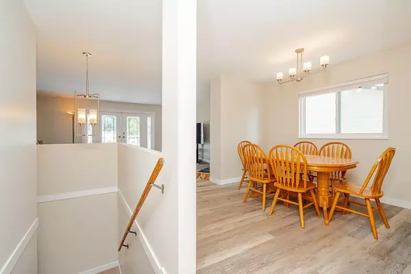 Maple Ridge, BC V2X 8T9,20370 Thorne AVE