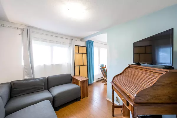 32881 1st AVE Mission, BC V2V 1E8