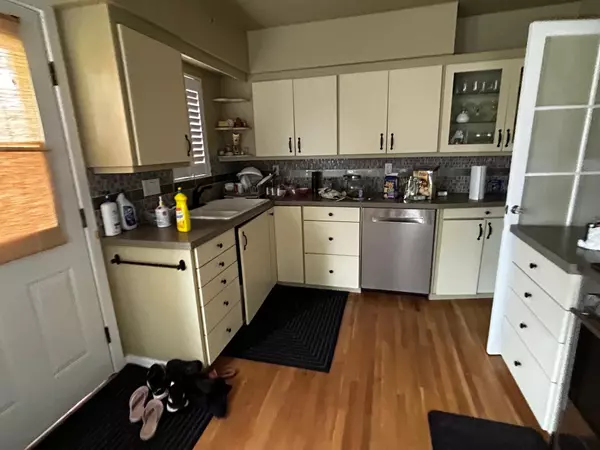 Surrey, BC V3V 2T4,9678 Princess DR
