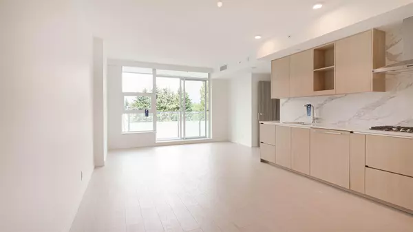 Surrey, BC V3T 0V3,13778 100th AVE #902