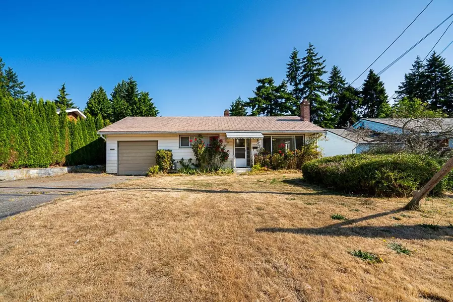 15439 Oxenham AVE, White Rock, BC V4B 2J3