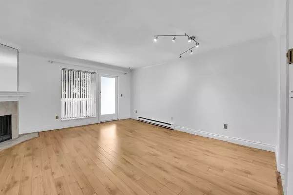 Richmond, BC V6X 1A8,8820 Westminster HWY #14