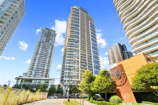 13308 Central AVE #1010, Surrey, BC V3T 0M4