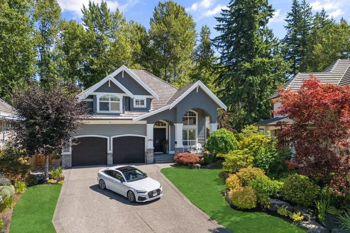 Surrey, BC V4P 3L7,3370 141 ST