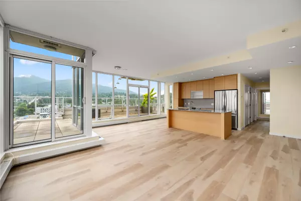 North Vancouver, BC V7L 0C4,135 E 17th ST #2002