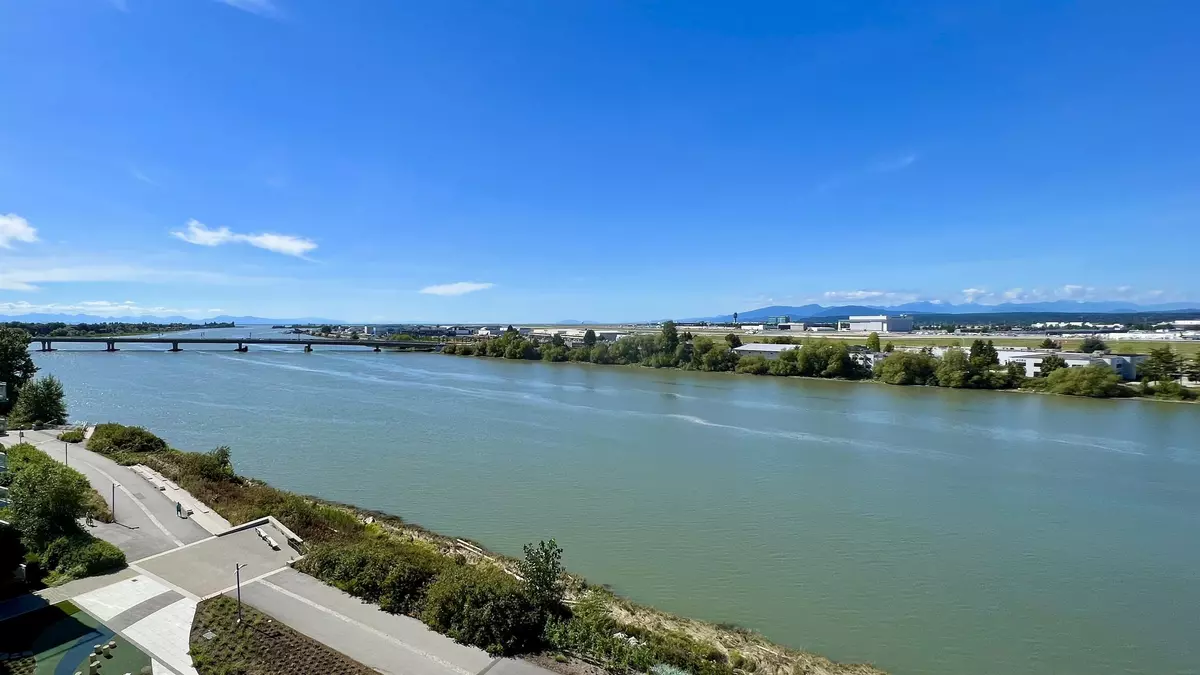 Richmond, BC V7C 0E8,6833 Pearson WAY #701
