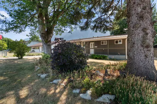 Hope, BC V0X 1L0,584 Thacker AVE