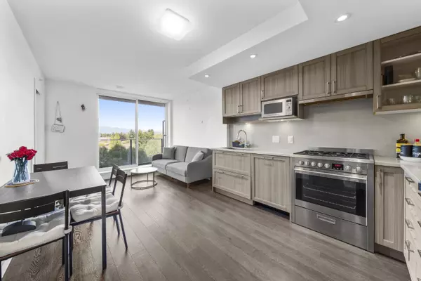 Vancouver, BC V5R 0G6,5470 Ormidale ST #910