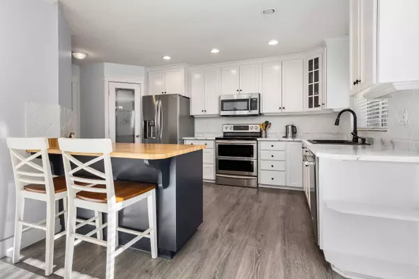 32744 Hood AVE Mission, BC V2V 7R9