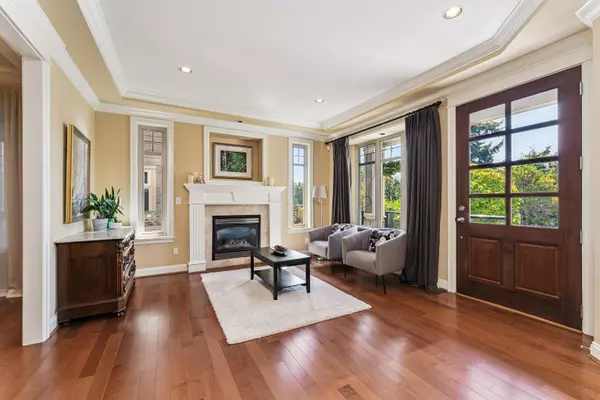 North Vancouver, BC V7N 3R9,3512 Calder AVE