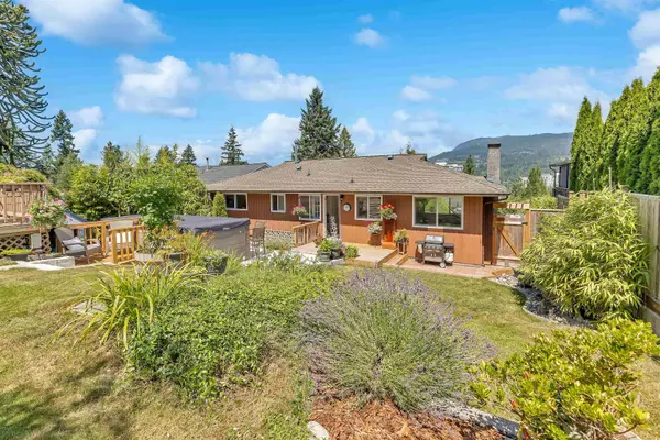 Port Moody, BC V3H 2L8,3321 Viewmount DR