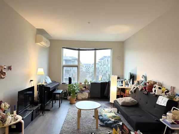 Richmond, BC V6X 0N9,9366 Tomicki AVE #305