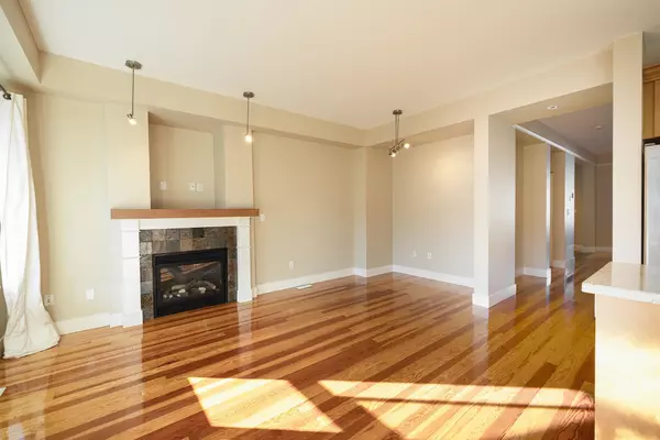 New Westminster, BC V3M 0E7,214 Jensen ST