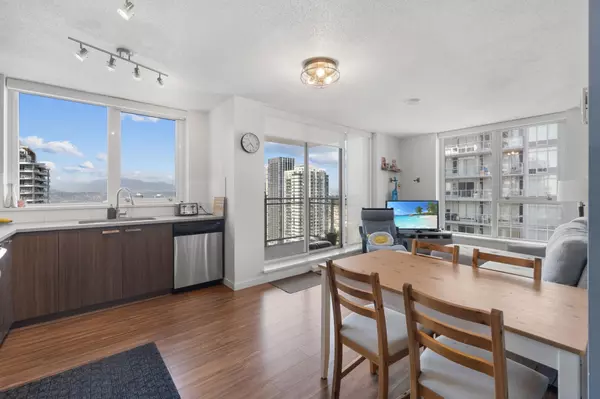 13325 102a AVE #2606 Surrey, BC V3T 0J5
