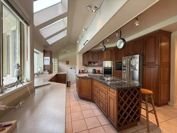 Coquitlam, BC V3J 2X8,1136 Smith AVE