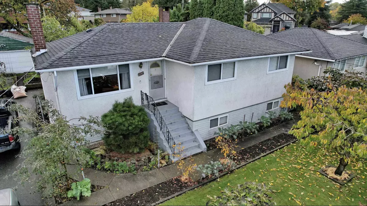 Delta, BC V4C 4P7,8824 Russell DR