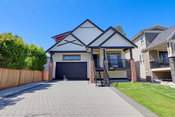New Westminster, BC V3M 5P1,238 Phillips ST