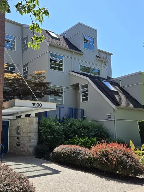 1990 SE Kent AVE #102, Vancouver, BC V5P 4X5