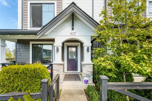 Surrey, BC V3X 0J5,6030 142 ST #107