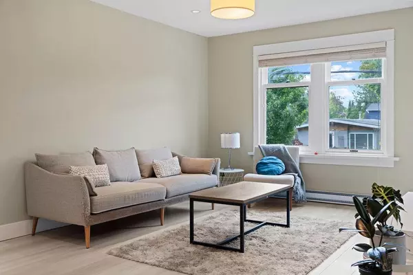 Vancouver, BC V5V 2M7,374 E 28th AVE