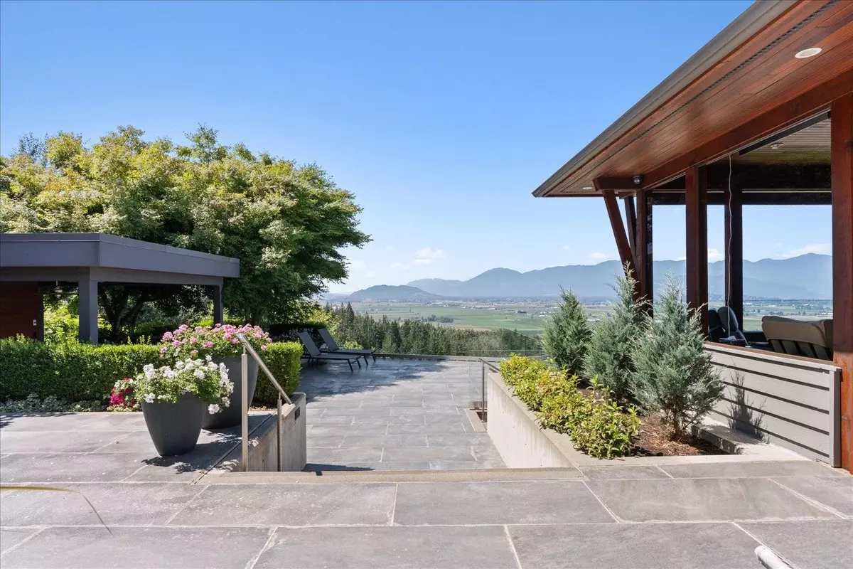 Chilliwack, BC V4Z 0A4,50153 Mt Archibald PL