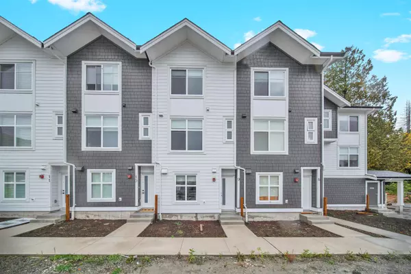 12770 105 AVE #9, Surrey, BC V3V 0H2