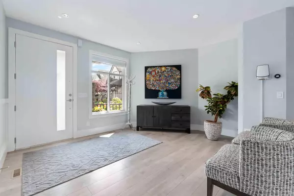 Surrey, BC V3S 4R6,14557 61 AVE