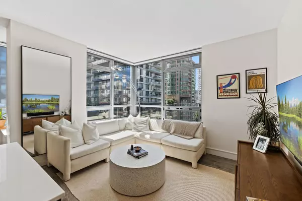 1308 Hornby ST #807, Vancouver, BC V6Z 0C5