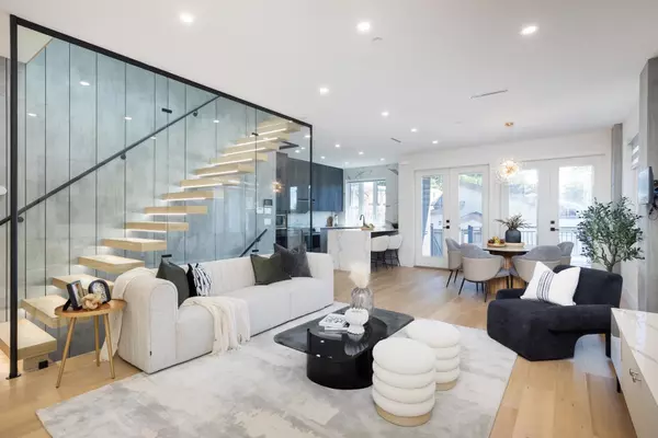 Vancouver, BC V5W 1Z9,432 E 46th AVE