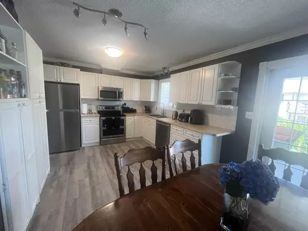 Chilliwack, BC V2R 3G7,6110 Glenmore DR
